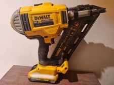 Chiodatrice senza fili Dewalt