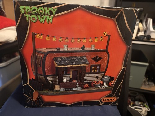 Lemax spooky town creepy - lemax,