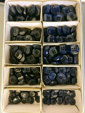 Lotto di 430 bottoni  vintage