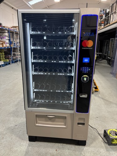 Distributore automatico gru