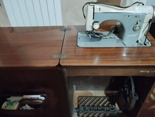 macchina da cucire singer a pedale epoca antica