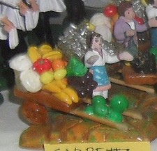 PRESEPE GRUPPO 3 CM  TERRACOTTA ,  pastore CARRETTO FRUTTA  shepherds 