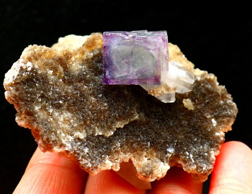 Esemplare minerale mica - 76,9,