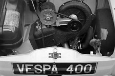 Vespa 400 engine Motor Show