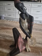 Statuina scultura donna