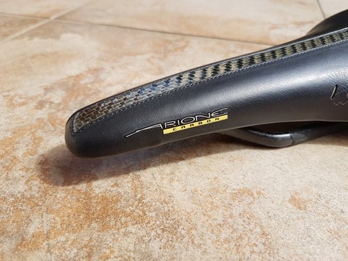 Arione carbon wing - fi'zi:k, carbon,