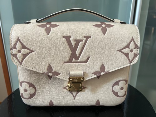 Louis vuitton pochette - louis,