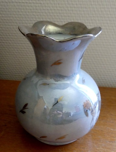Ravissant petit vase - bleu, et