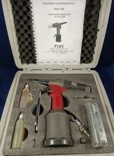 Rivettatrice oleopneumatica  per inserti filettati Specialinsert Fixi F 10