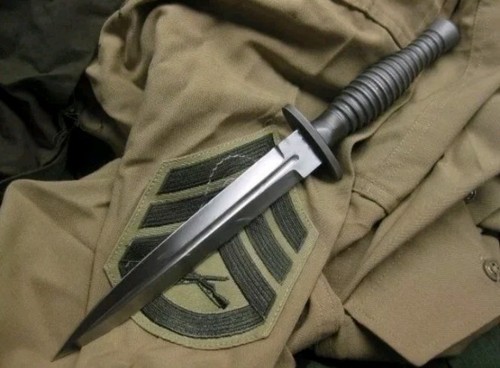 Iconico coltello da - l'iconico,