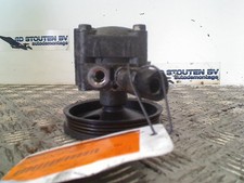 POMPA SERVOSTERZO Nissan