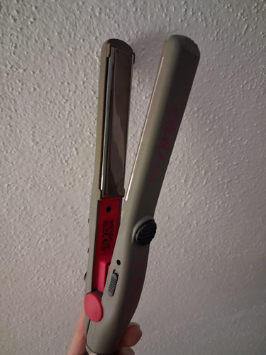 Piastra capelli piccola marca - piastra,