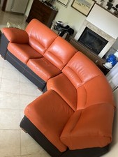 divano angolare in pelle