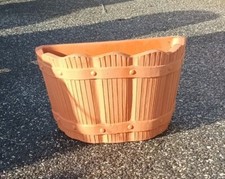 grl 25 GERLA A BOTTE IN RESINA