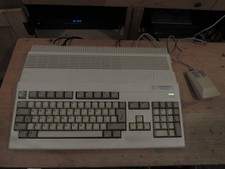 Commodore Amiga A500 più