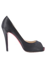CHRISTAIN LOUBOUTIN
