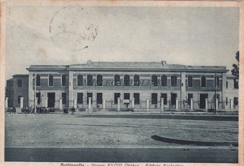Battipaglia piazza xxviii - -,