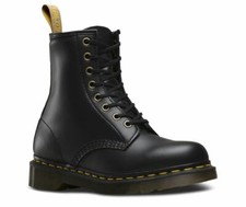 Dr Martens Doc 8 fori 1460