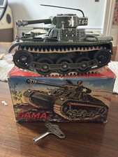 Raro carro armato a orologeria