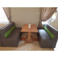 DIVANO MEDEIA IN SIMILPELLE O TESSUTO PER LOCALI BAR RISTORANTE DISCOTECA