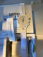 OMEGA x Swatch Snoopy