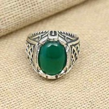 Anello con pietre preziose