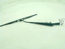 brazo del limpia delantero