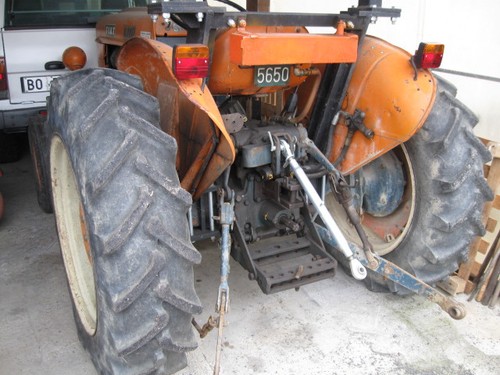 Trattore ruote fiat 411 - a, r