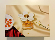 Daisy Love Marc Jacops