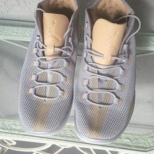 Jordan Reveal 834229-012 Gray