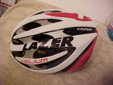 LAZER HELIUM Casco Bici Ciclismo, Piccolo - Medio 54 - 56 cm, Progettato Belgio