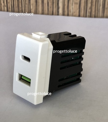 Presa usb con connettore - con, tipo