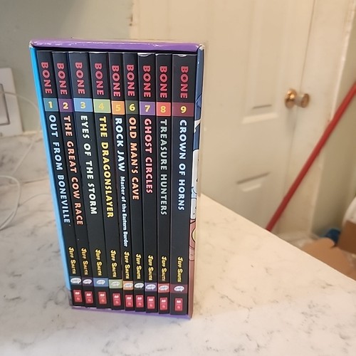 Complete bone graphic novel - complete,