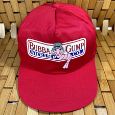 Cappello rosso regolabile