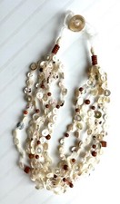 Collana di Bottoni in madreperla, pezzo unico artigianale, regalo solidale