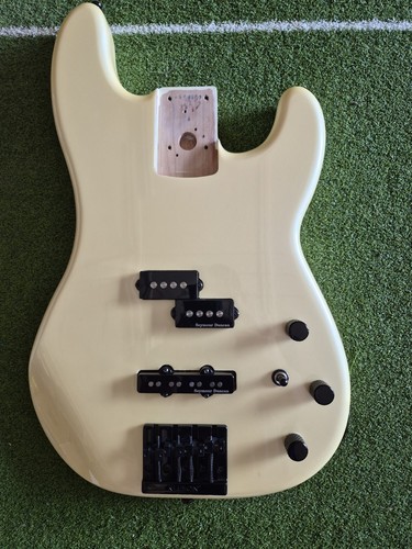 Corpo basso carico fender - p/j,