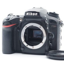Fotocamera digitale Nikon D7200 24,2 MP DSLR quasi come nuova corpo nero