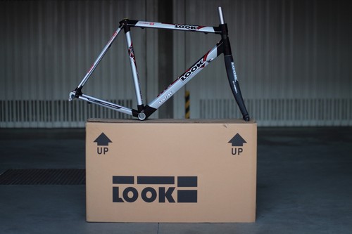 Nos look frameset - look,
