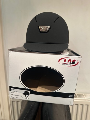Casco las zeus - casco,