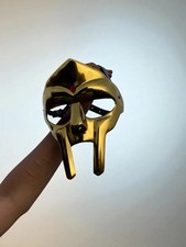 Maschera guerriero in metallo