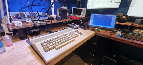 Commodore 64c c64c computer - 64c,