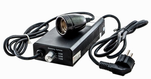 Alimentatore per lampade - , a