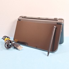 New Nintendo 3DS XL  (Top IPS)