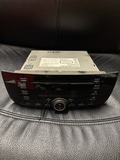 AUTORADIO LETTORE CD STEREO