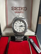 Seiko SQ Sports 100 "Royal