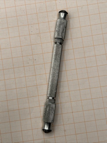 Vecchio strumento orologiaio