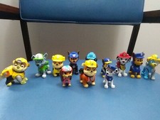 Lotto 12 Figurine Giocattolo