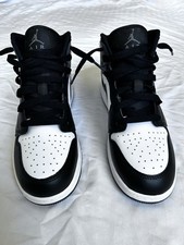 Nike Air Jordan 1 Mid Black