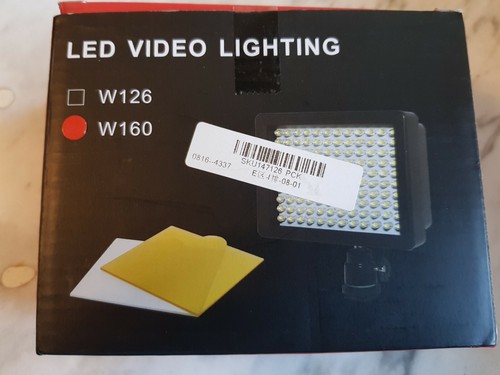 Illuminatore led videocamera - illuminatore,