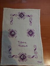 Centrino in lino 27x20 ricamati a mano punto croce ,art umbro